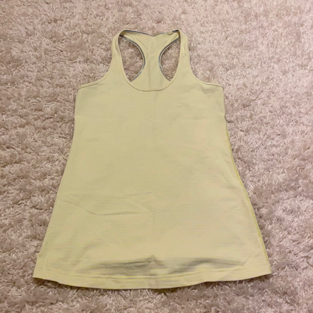 Lululemon tank